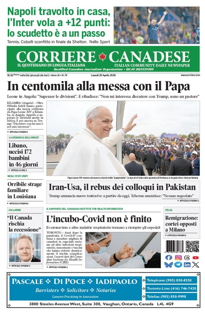 Front page of Corriere Canadese featuring a large Italian headline about a mass with the Pope and a photo of Pope Francis greeting a crowd, with a green masthead above and a secondary image captioned at the top left.