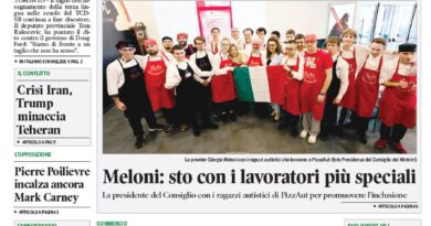 Front page of Corriere Canadese; headline about language cuts; photo of Giorgia Meloni with autistic workers in PizzaAut.