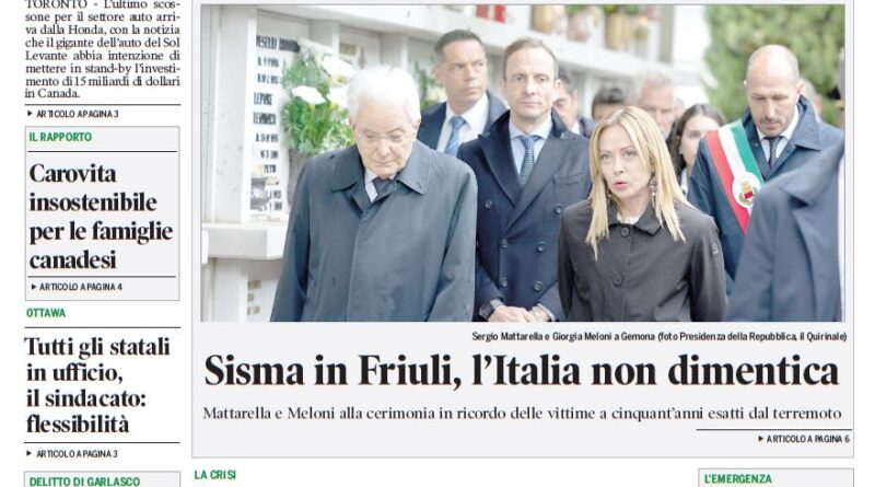 Front page of Corriere Canadese with headline 'Ontario, settore auto a rischio crisi' and a photo of officials at a formal event.