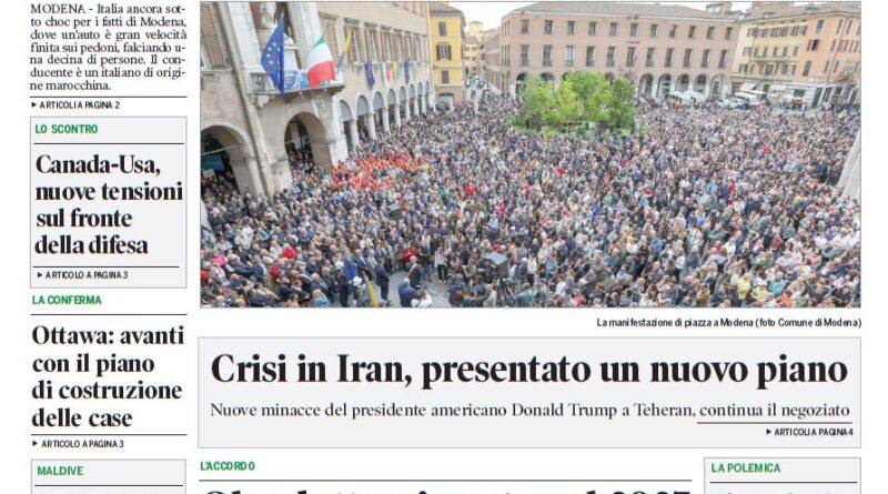 Front page of the Corriere Canadese newspaper showing a large crowd gathered in a square in Modena, beneath the bold Italian headline 'Italia sotto choc, Modena dice no alla paura' and a banner with green masthead.