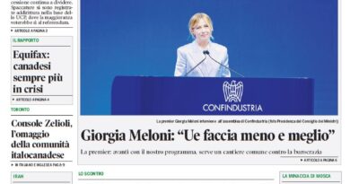 Front page of Corriere Canadese newspaper with a green masthead and a large photo of Giorgia Meloni speaking at a Confindustria podium. The headline discusses a referendum and secession.