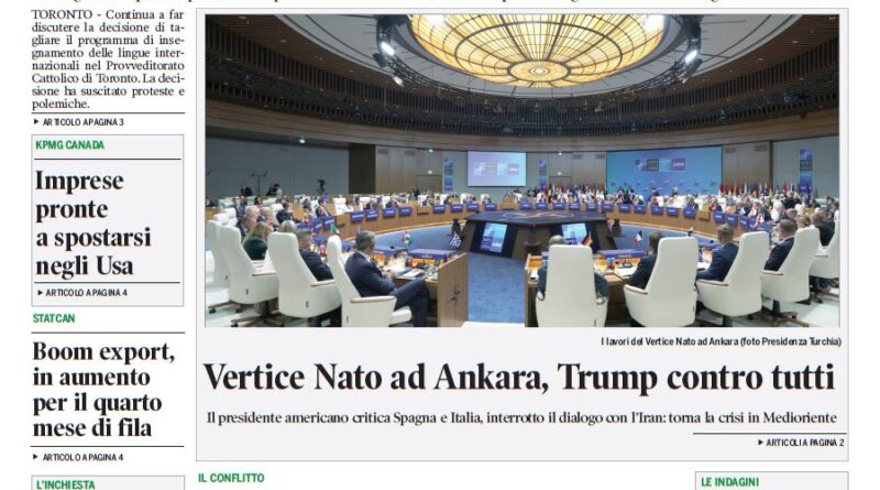 Front page of Corriere Canadese: bold headline 'Caos scuola, chi è al comando?' above a large image of a U.N.-style conference hall, with a green masthead banner reading 'CORRIERE CANADESE' and a stadium photo with a trophy in the top section.