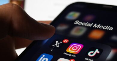 I guai delle scuole e dei social, chi è colpevole?